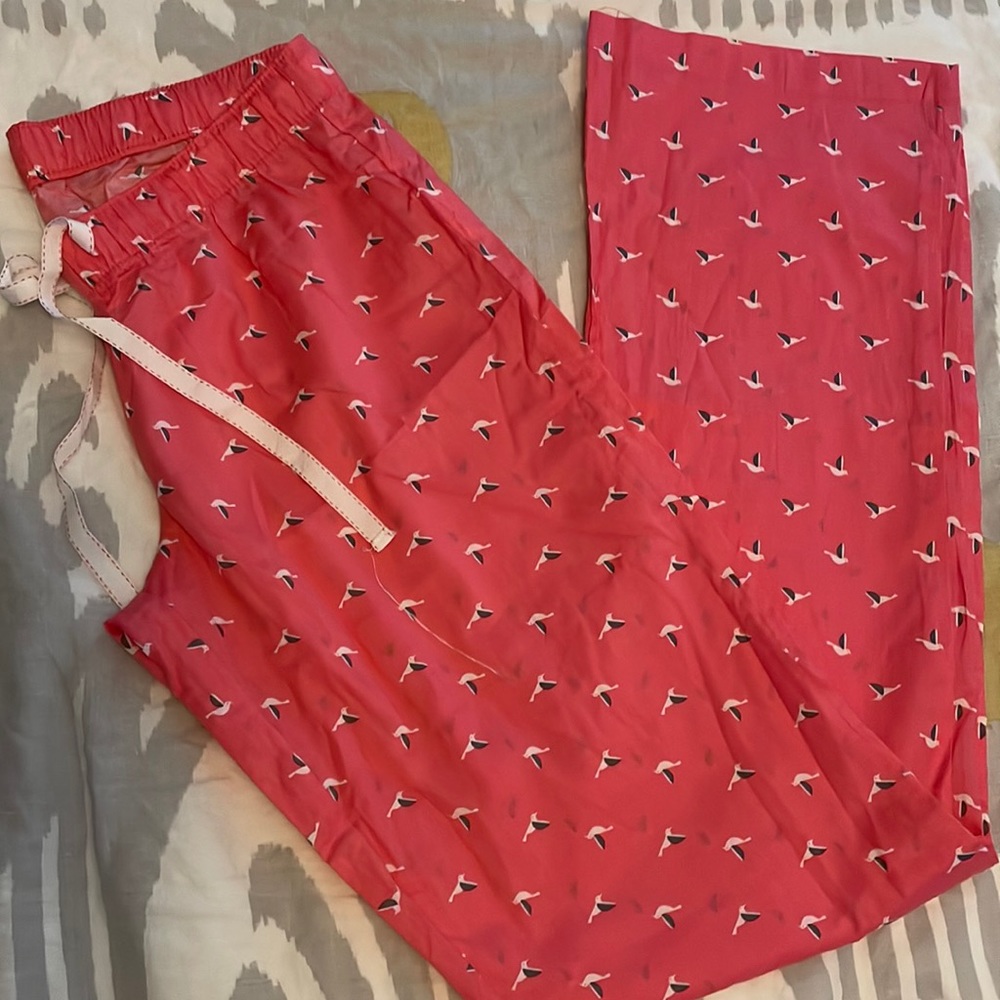 Old Navy pajama bottom, pink with birds print, size medium tall